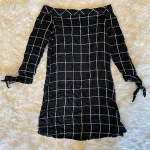 Off the shoulder dress checkered dress